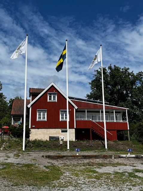 En bild som visar utomhus, moln, bt, himmel